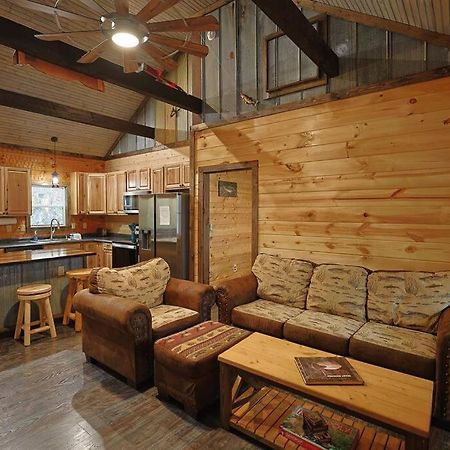 Rustic Modern Cabin With Hot Tub Near Rafting And Great Smokey Mountains Bryson City Extérieur photo