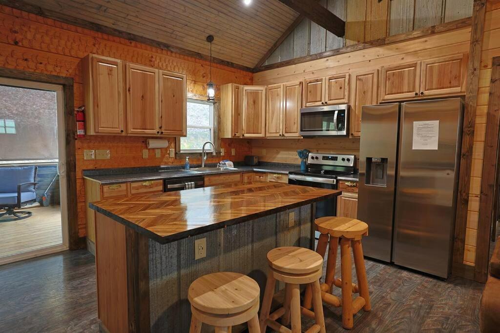 Rustic Modern Cabin With Hot Tub Near Rafting And Great Smokey Mountains Bryson City Extérieur photo